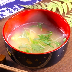 親子スープ(鶏肉、たまご、トマト入り)
