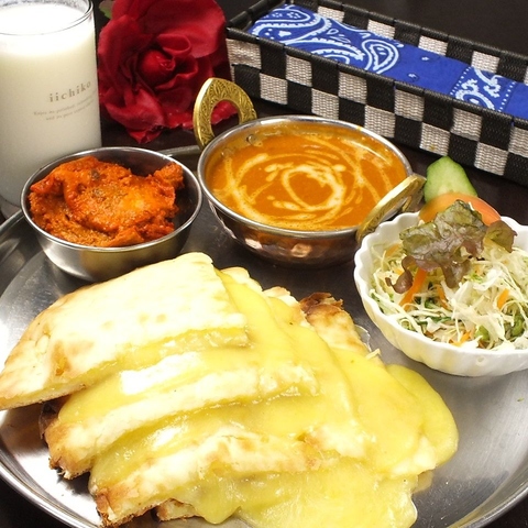 j[^[W}nGxXg New Taj Mahal Everest ֑OX