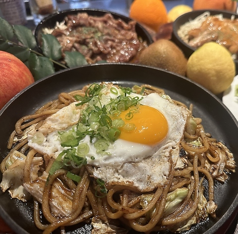 板宿駅徒歩1分！会社帰りに自慢の鉄板料理を♪