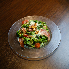 生ハムシーザーサラダ