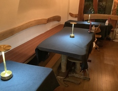 2Fテーブル×4卓で着席15名様可能です。