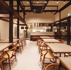 八方餃子の雰囲気2