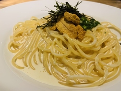 生うにを贅沢に使ったクリームパスタ