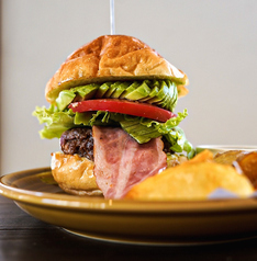 burger&guzzery GRILLB's グリルビーズ 松本駅の特集写真