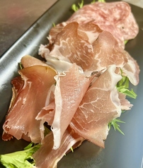 スペイン産　生ハム盛合せ