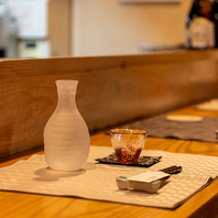 カウンター席では調理風景を真近に見ることができます♪