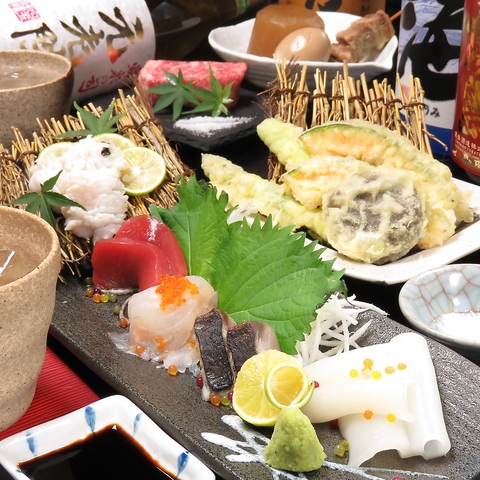 和食をベースに旬の素材を使った新鮮魚介・創作料理★ドリンクメニューも豊富です！