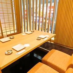 美味しい和風創作料理とドリンクを楽しむなら、『じぶんどき 仙台駅前店』へ！お得な飲み放題付き宴会コースや、逸品料理、ドリンクなど多彩なメニュを取り揃えております。仙台で個室居酒屋をお探しなら当店をどうぞご利用下さいませ！当店の個室は、2～最大44名様までご利用頂けます。