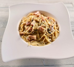 黒トリュフ香るカルボナーラ