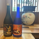 クレジットカード、電子マネー、QRコード決済に対応しているので、お財布の中身を気にすることなくお食事を楽しめます。多様な決済方法があるため、会計もスムーズで、ストレスフリーなひとときをお過ごしいただけます。お食事を心ゆくまで楽しんだ後は、楽にお会計していただけるのも嬉しいポイントです。