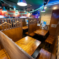 活気あふれる明るい店内★