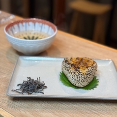 北海道味噌と沖縄島らっきょうの焼きおにぎり(スープ付き)