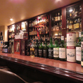 バーボンをはじめとする酒類は、お酒が大好きなマスター自らが選定しております。特にバーボンは、旭川イチの品ぞろえと言われております。