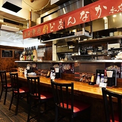 博多鉄板焼肉どまんなかの雰囲気1