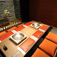 上質な空間で贅沢なひとときを◎店内は全席が掘りごたつ式の個室となっております。周りを気にせず、心からリラックスして自慢のお食事を堪能していただけるのが嬉しいポイントです。体も心も喜ぶ贅沢な時間を、京の趣を感じる落ち着いた空間でお過ごしください。