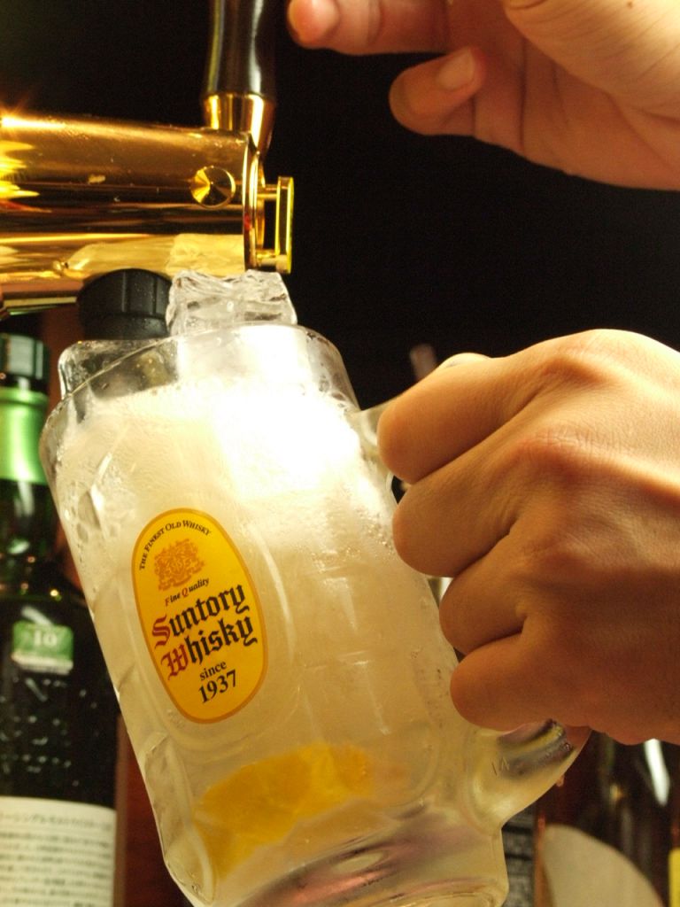 炭酸ピリリ！のど越し爽快★超高炭酸のハイボールタワー