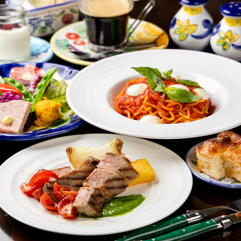 手作りの生パスタをイタリアの街角のようなオシャレな店内で…♪
