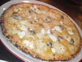 PIZZERIA e TRATTORIA ルッチ Lucci: トムさんの2009年11月04日の3枚目の投稿写真