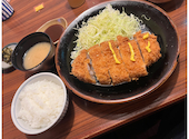 極みとんかつ かつ喜 なんばパークス店: 出張の達人さんの2025年11月26日の2枚目の投稿写真