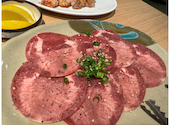 焼肉六甲 三宮生田新道店: エマニュエル彦根さんの2025年05月25日の2枚目の投稿写真