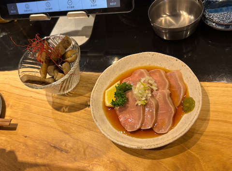 shigi44 肉刺しと餃子 TAMAGONOMIGIUE: ゆかさんの2026年04月09日の2枚目の投稿写真