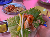 韓国料理×食べ放題 サムギョプサルとフライドチキン スリスリマスリ 梅田店: タピオカちゃんさんの2023年08月の1枚目の投稿写真