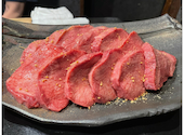 個室炭火×東京焼肉うしどころ: もつへいさんの2025年12月の1枚目の投稿写真