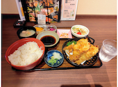 愛媛の郷土料理 花ゆらり: 車で来た猫そらさんの2026年09月09日の2枚目の投稿写真