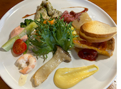 Healthy Cafe. 白ごまと黒ごま: ミッフィーさんの2026年08月11日の1枚目の投稿写真