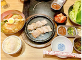 サムギョプサル　焼肉　韓国料理　食べ放題　李朝園　京橋店: としこさんの2026年03月の1枚目の投稿写真