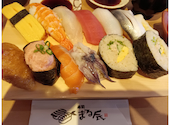 生ビール190円 マグロに本気の寿司酒場 まる辰 金山駅店: レオンさんの2025年11月25日の1枚目の投稿写真