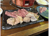 横浜大衆焼肉 もつ肉商店: さつまひさんの2025年12月30日の3枚目の投稿写真