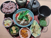 地下食堂 mogura: ララさんの2026年05月08日の2枚目の投稿写真
