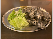 鶏皮串と餃子　うまいもん　ハイボール99円　生ビール299円: Pinkyさんの2026年05月30日の3枚目の投稿写真