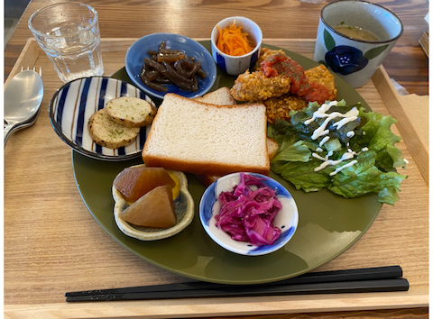 coret コレト: にんにさんの2025年11月28日の1枚目の投稿写真