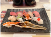 元祖ぶっち切り寿司 魚心 本店: ふぁみさんの2026年04月01日の1枚目の投稿写真