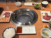 肉と鍋 さとり: りんごさんの2025年08月10日の2枚目の投稿写真