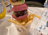 Gold Star Burger ゴールドスターバーガー 鎌倉店: ガラスさんの2026年10月17日の1枚目の投稿写真