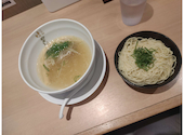 らぁ麺 はやし田 新宿店: 一人さんの2026年05月17日の3枚目の投稿写真