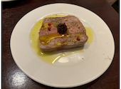 ワイン食堂 旅する子ブタ 東京駅グランルーフフロント店: ひらのさんの2026年07月30日の1枚目の投稿写真