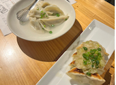 GYOZA BAR 都通・本店: 餃子屋さんさんの2025年06月22日の1枚目の投稿写真