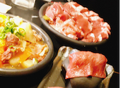 和牛の刺身とユッケ×個室×東京焼肉USHIDOKORO TOKYO徳島紺屋町 秋田町: はっしーさんの2023年03月の1枚目の投稿写真