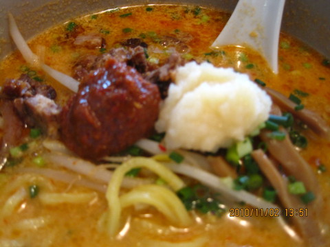 拉麺飯 龍伸: ヤマドさんの2010年11月02日の3枚目の投稿写真