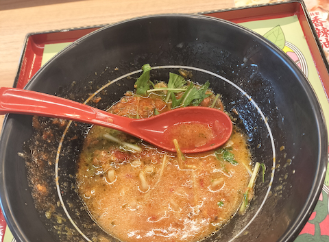 8番らーめん 小松店: すーさんの2026年04月07日の1枚目の投稿写真