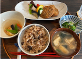 玄米ごはん カフェ じょじょ: どさんの2026年08月06日の1枚目の投稿写真