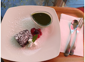 Garden cafe gee: nijiさんの2026年04月の1枚目の投稿写真