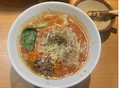 四川担々麺 赤い鯨 人形町店: ろじいたさんの2026年04月30日の1枚目の投稿写真