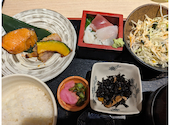 板前バル LIVE FISH MARKET 日比谷グルメゾン店: なしさんの2025年08月21日の1枚目の投稿写真