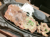 肉焼 ベンジャミン 博多 駅から三百歩横丁店: ぴぃちゃんさんの2023年11月26日の1枚目の投稿写真
