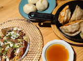 餃子とレモンサワー KAWAINOCHI: あつしさんさんの2025年12月08日の1枚目の投稿写真